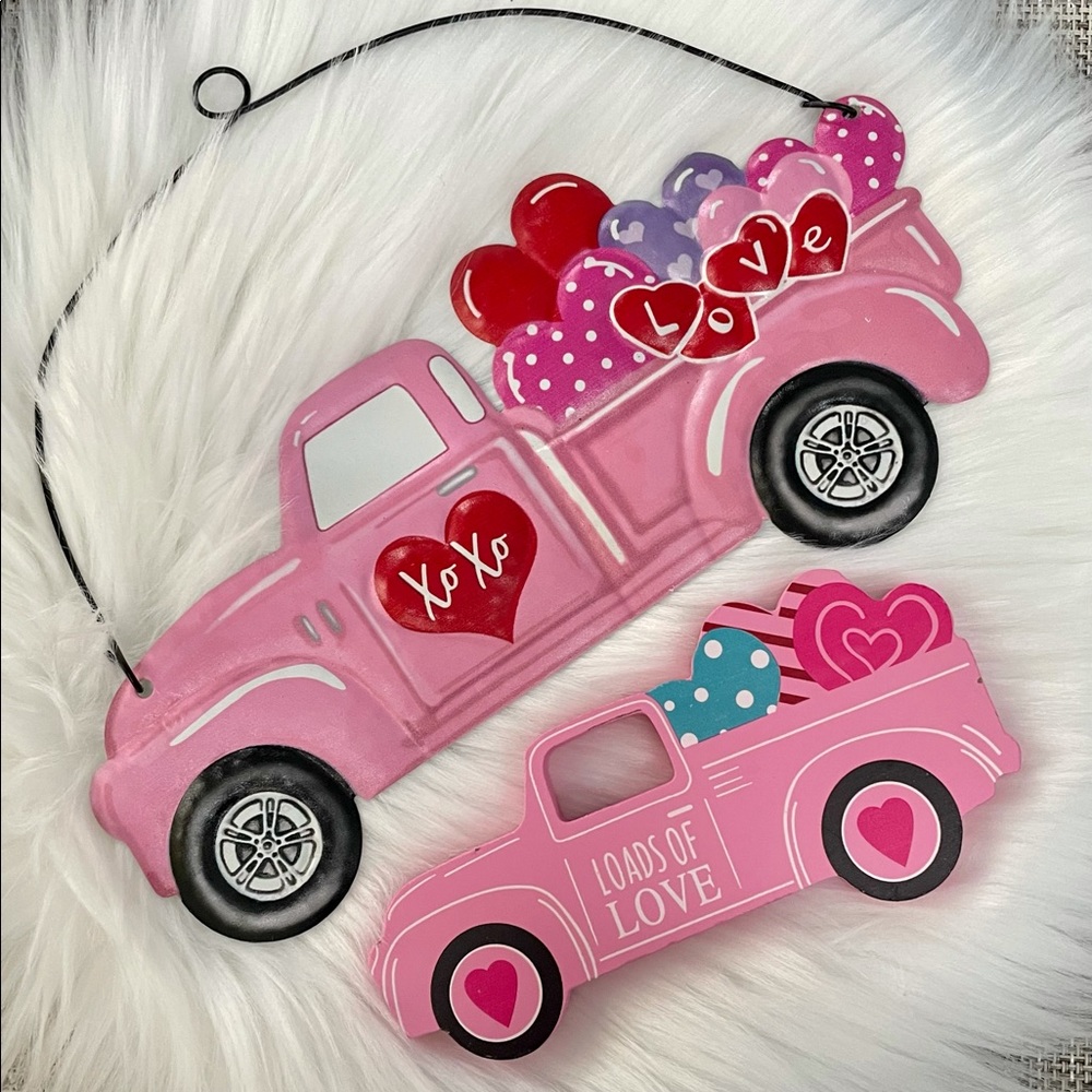 NEW! Valentine Farmhouse Truck Metal & Wooden 2-Piece Sign Lot New Love